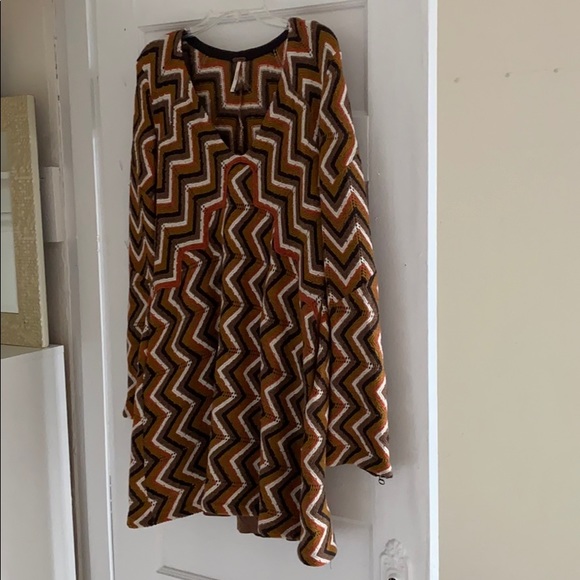 Patterned Sweater Dress - Picture 2 of 3